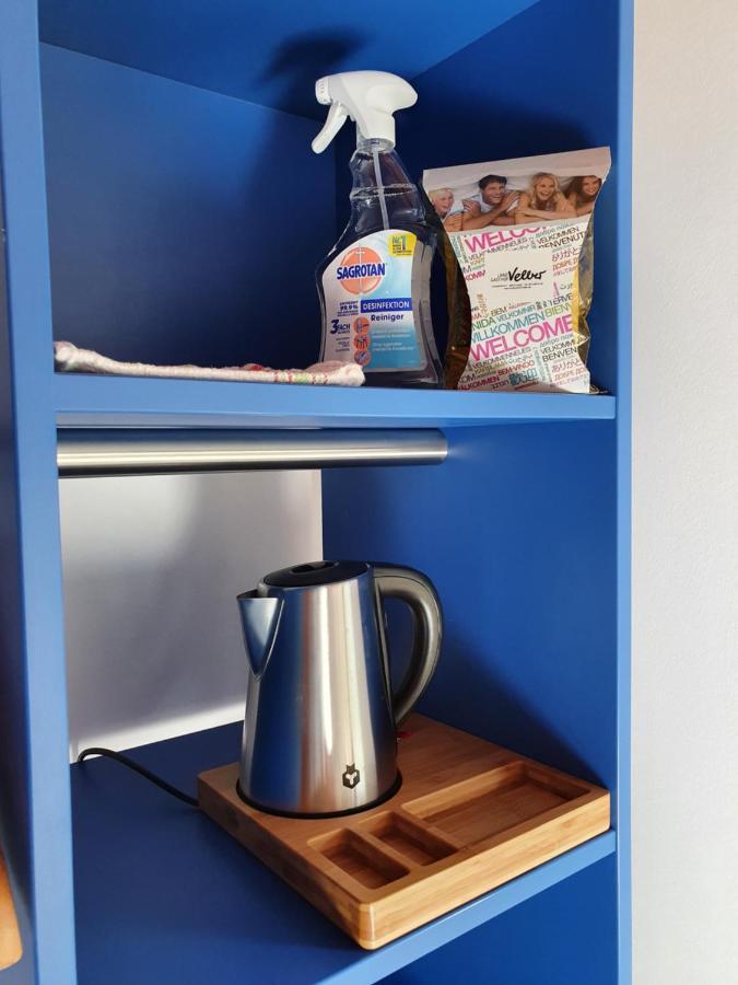 Smart Hostel By Landgasthof Velber 24H7D Seelze Esterno foto