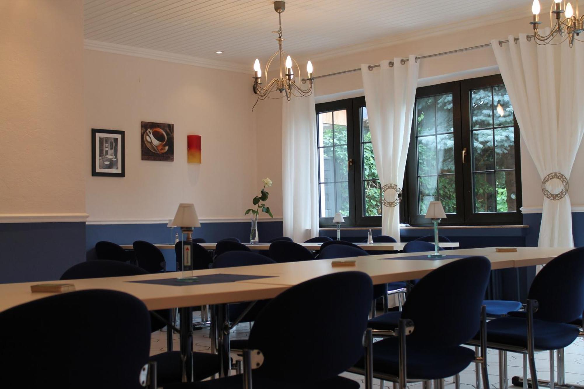 Smart Hostel By Landgasthof Velber 24H7D Seelze Esterno foto